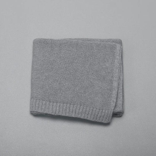 Personalized Knitted Baby Blanket with Embroidered Name & Bear
